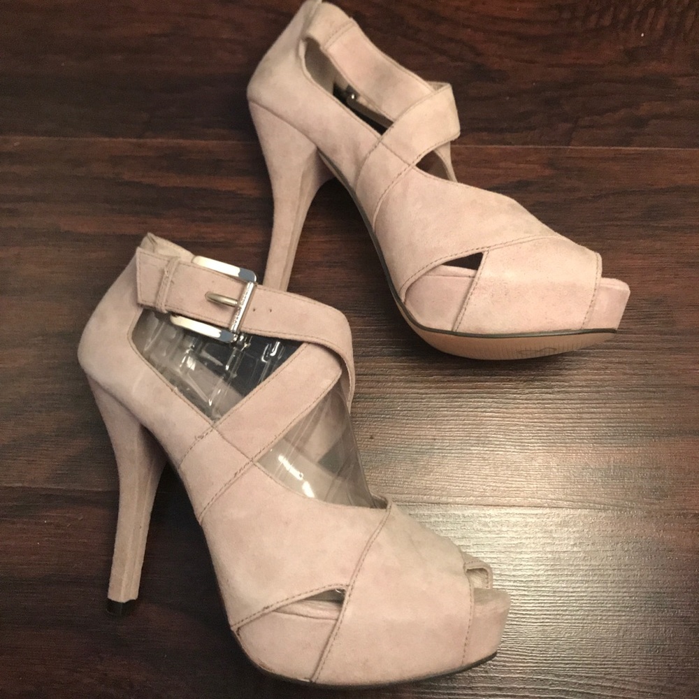Michael Khors Grey Suede open toe chucky heels